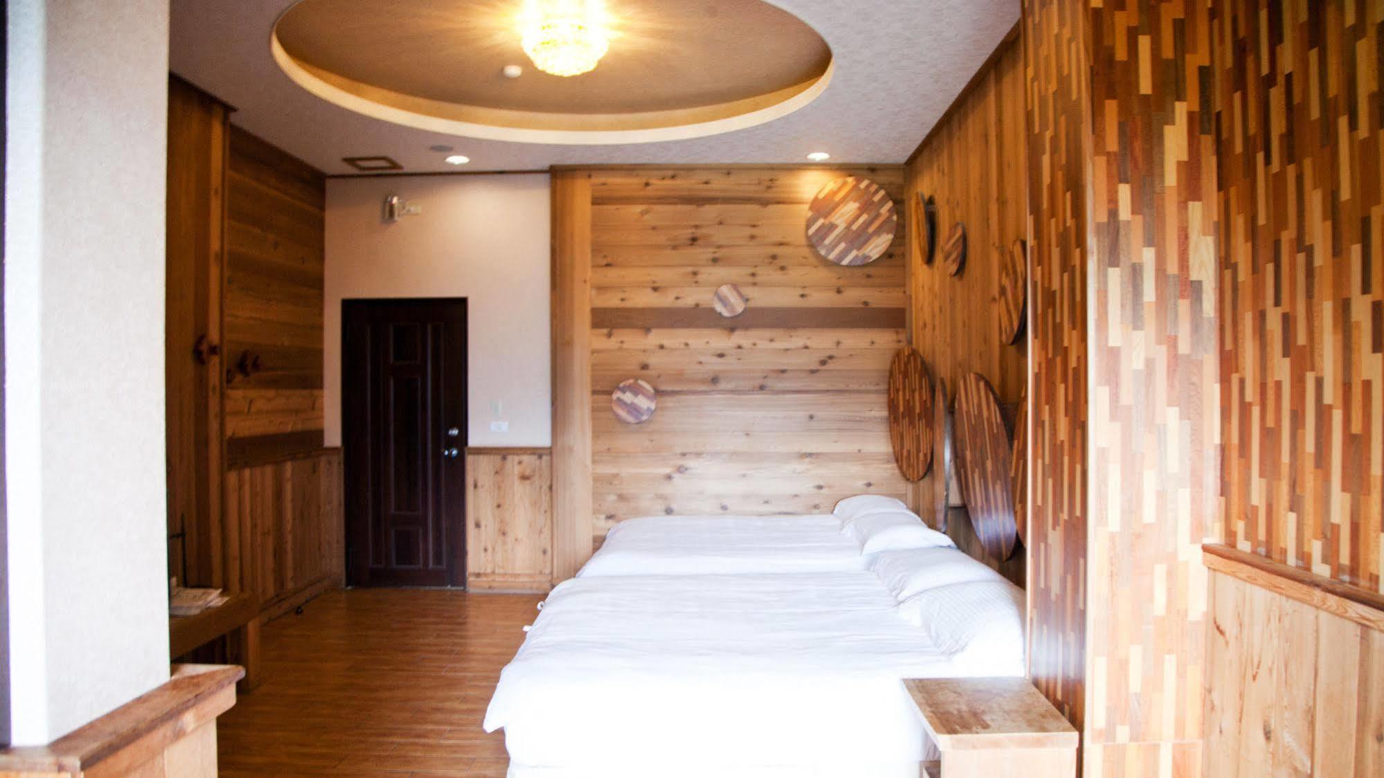Spring Ground Resort Nhân Ái Ngoại thất bức ảnh